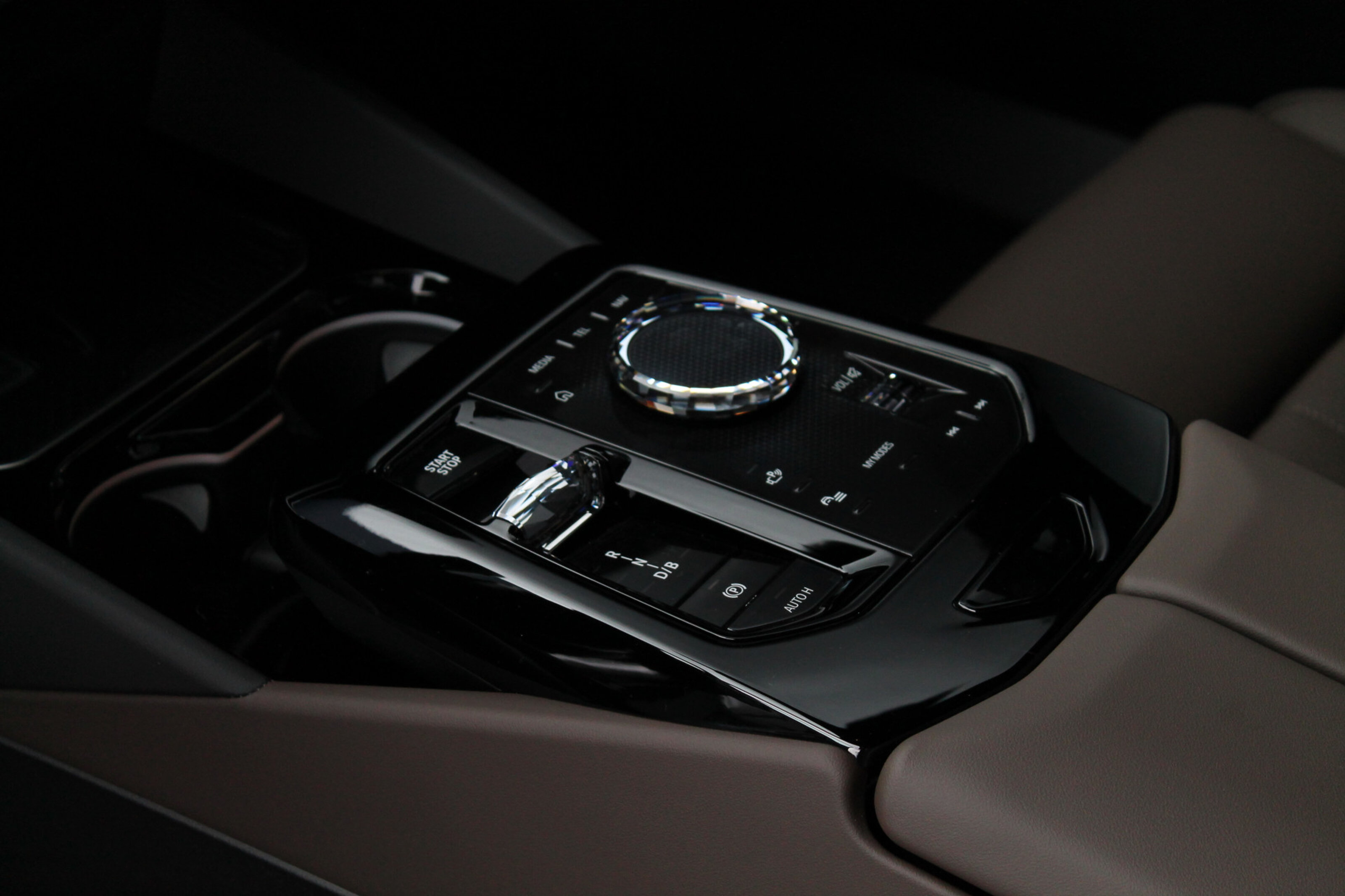 BMW i5 8