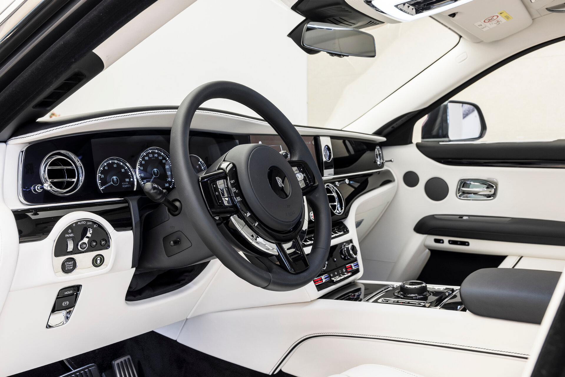 Rolls-Royce Ghost - foto 8