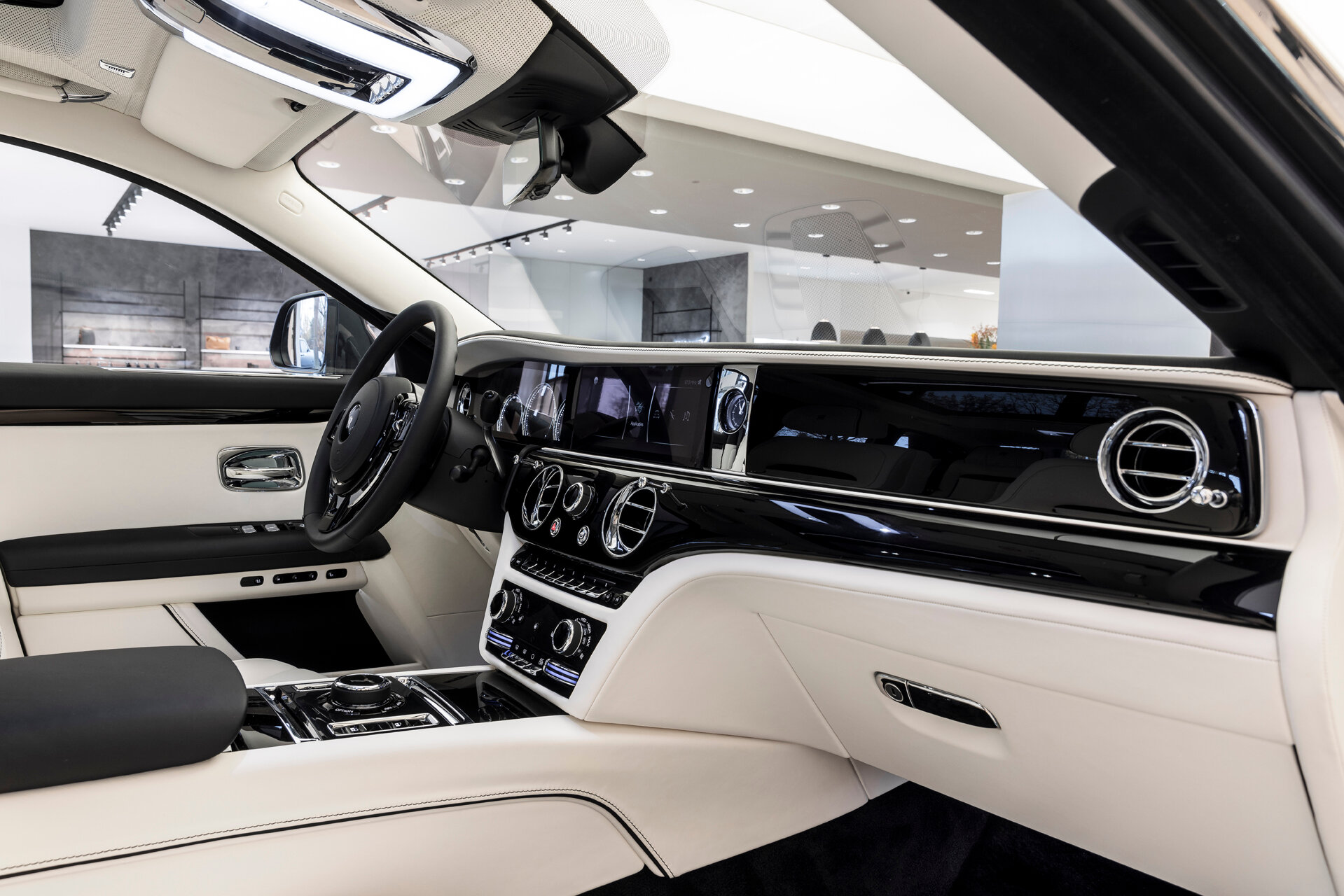 Rolls-Royce Ghost - foto 9