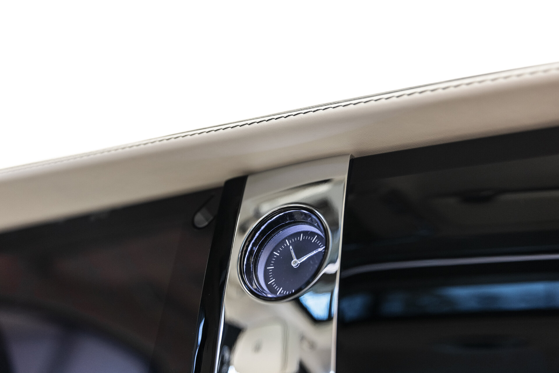Rolls-Royce Ghost - foto 18