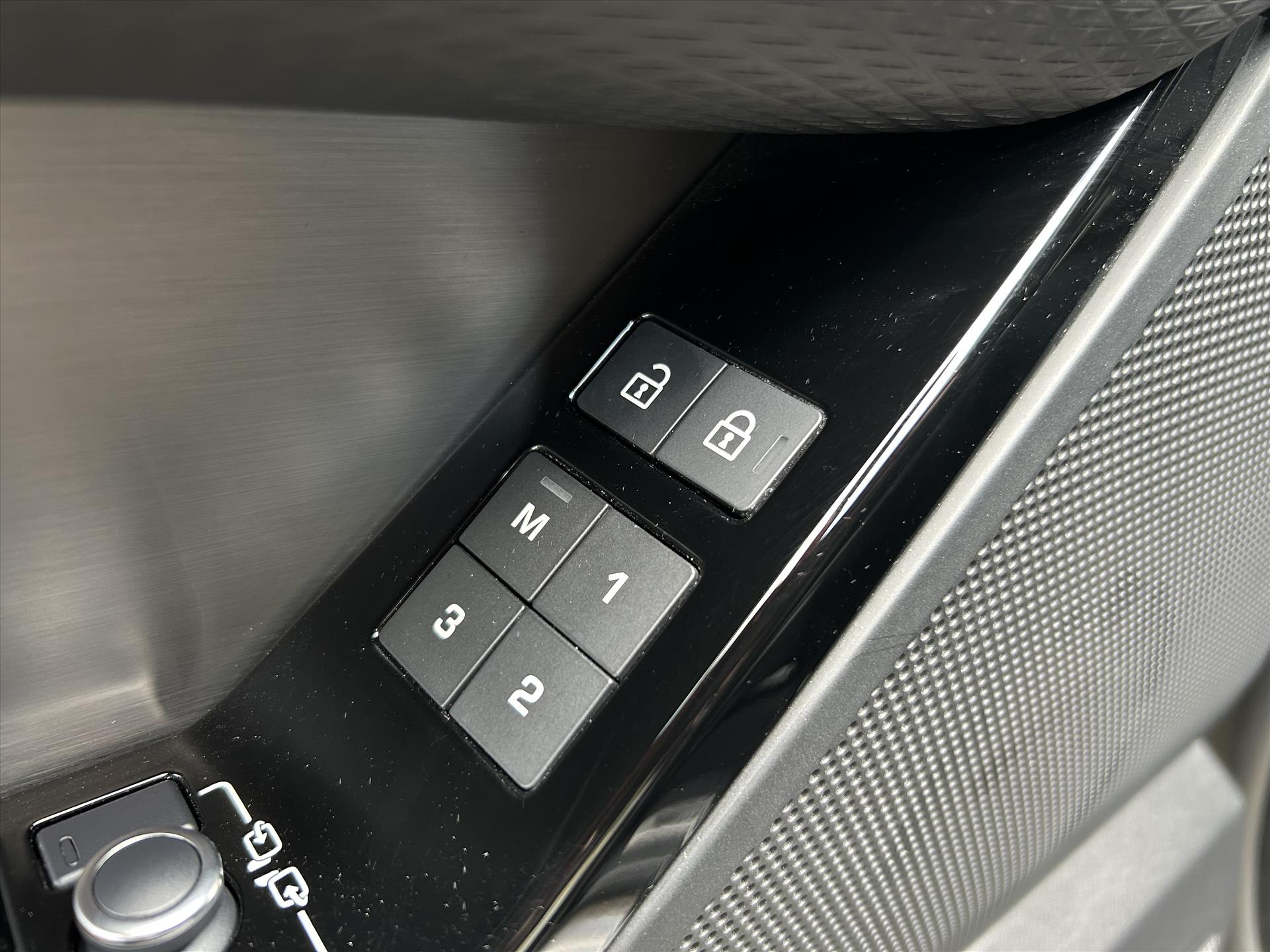 Land Rover Range Rover Velar - foto 11