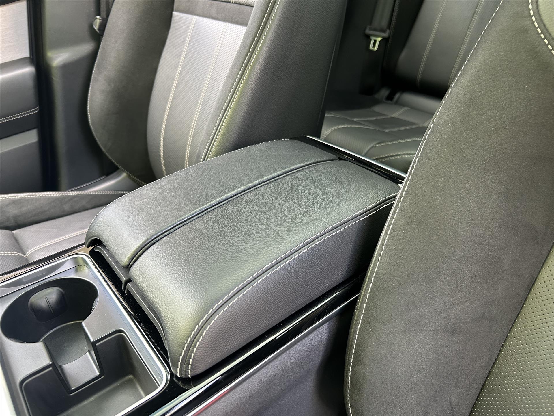 Land Rover Range Rover Velar - foto 15