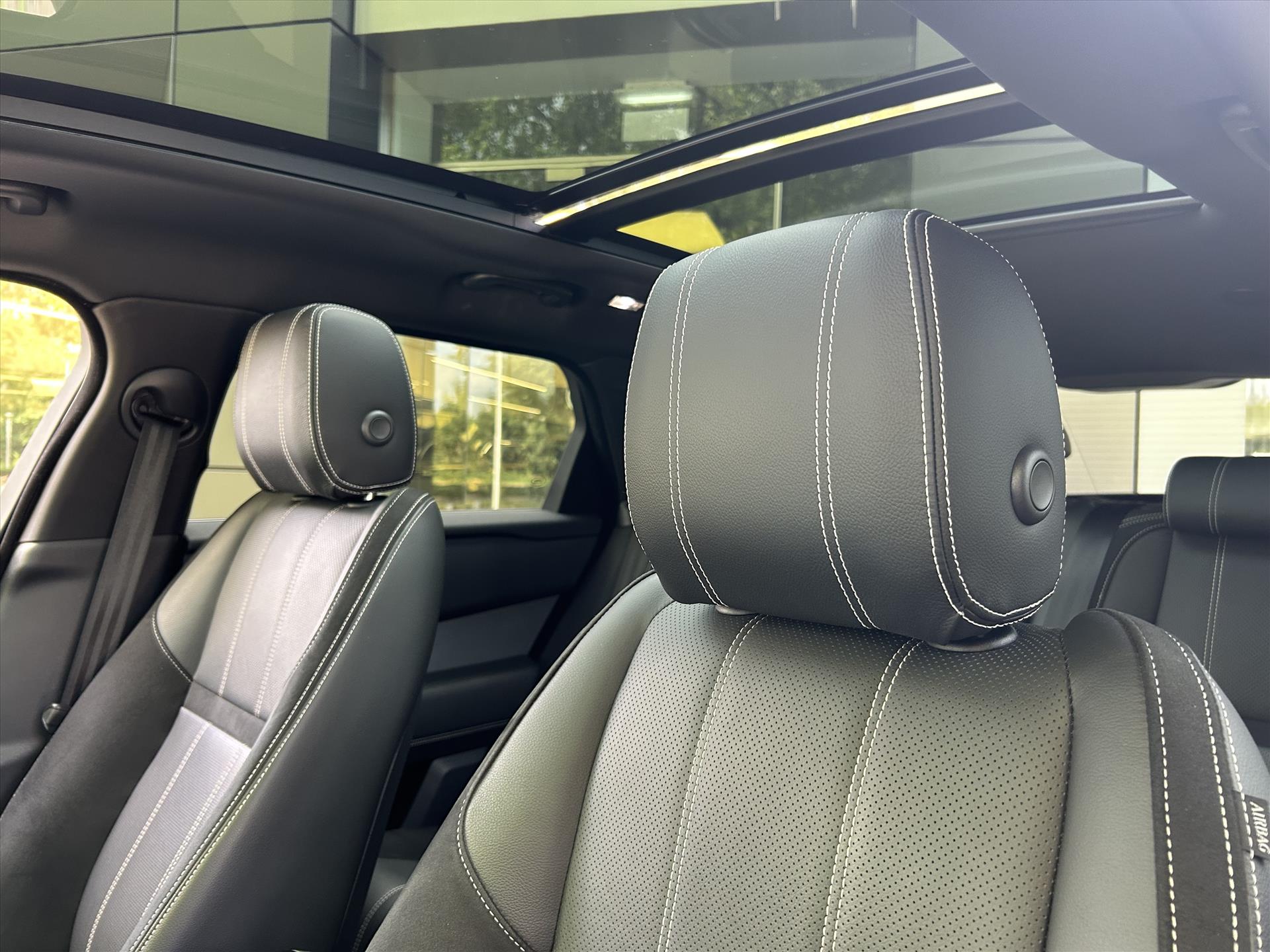 Land Rover Range Rover Velar - foto 16