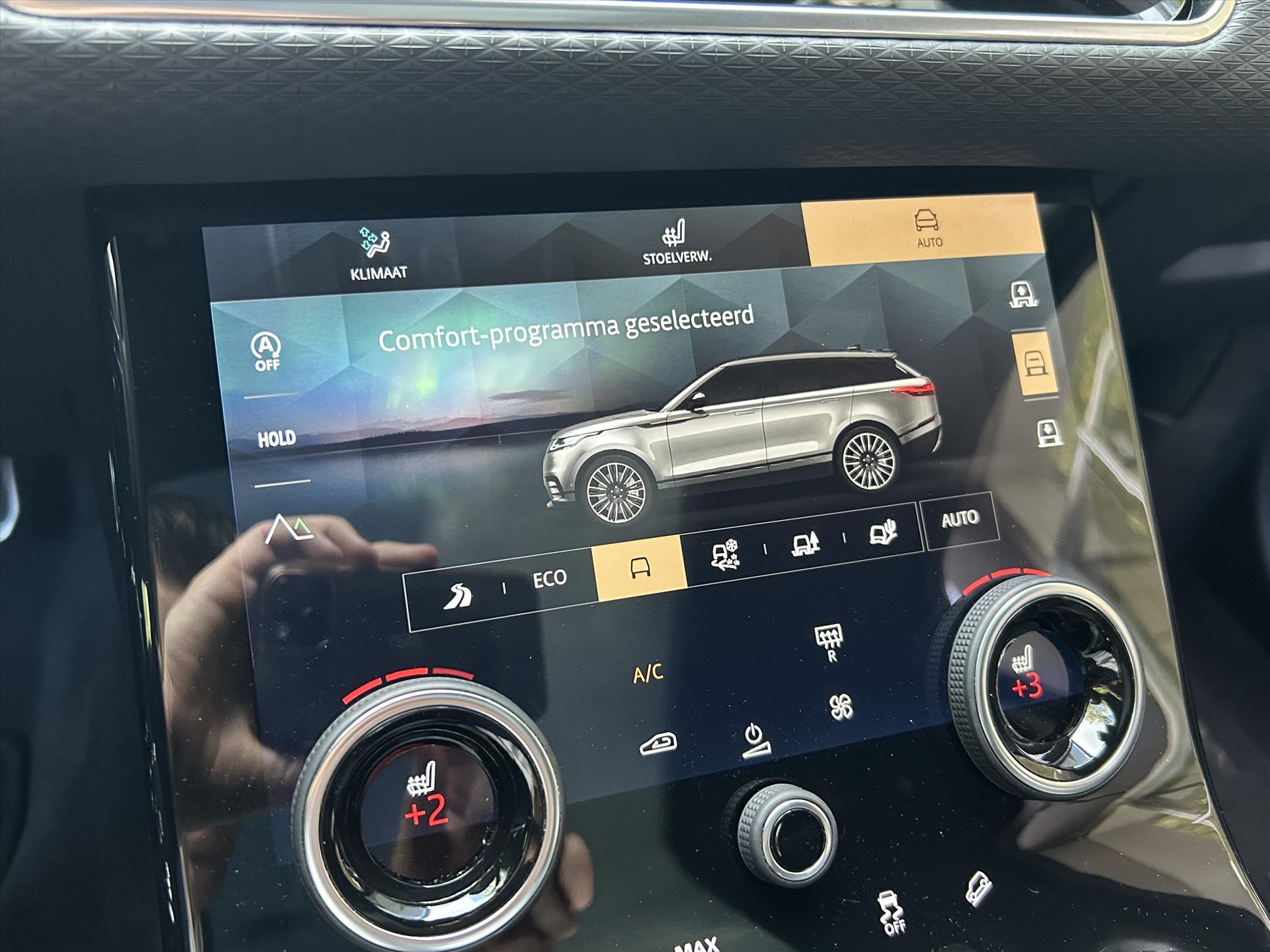 Land Rover Range Rover Velar - foto 32