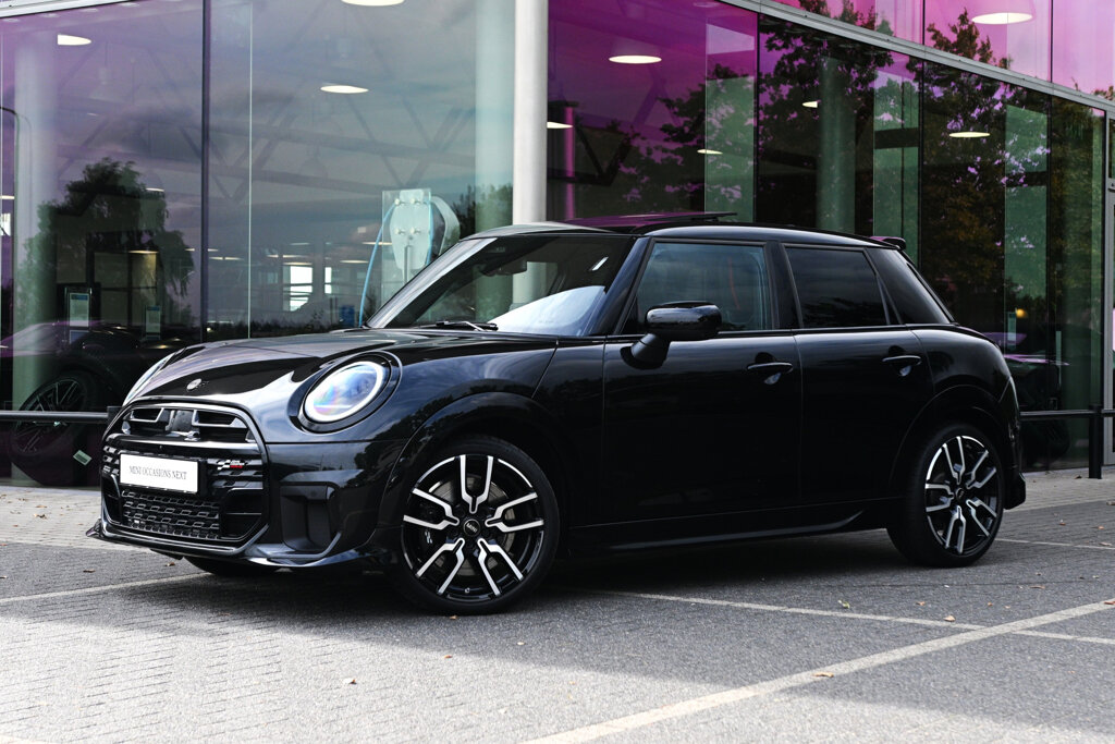 MINI 5-Deurs 1