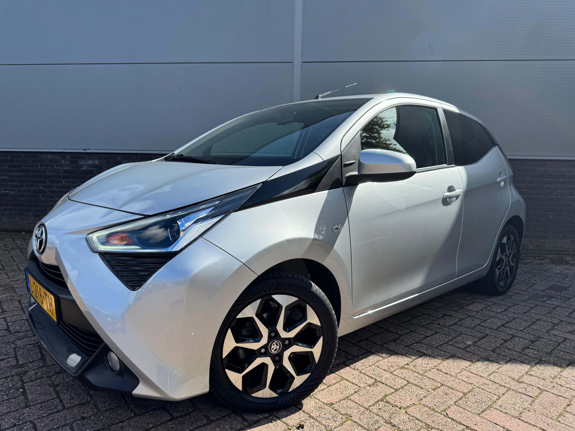 Toyota Aygo 1.0 VVT-i x-joy