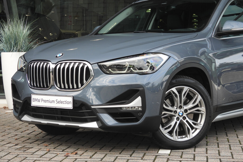 BMW X1 6