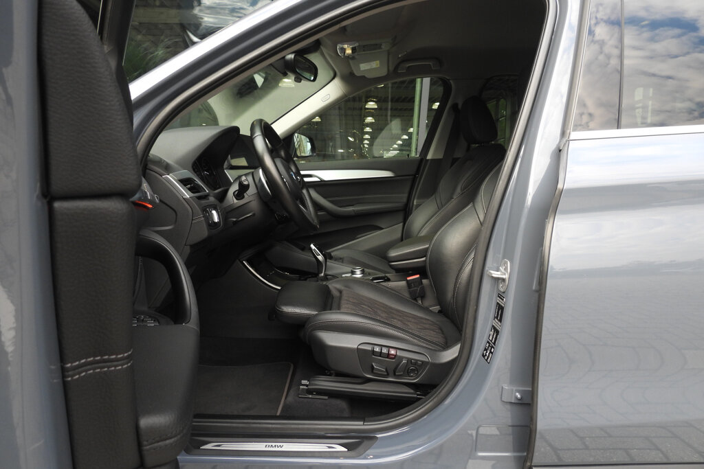BMW X1 13