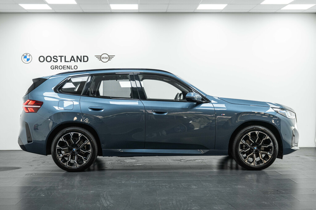 BMW X3 7