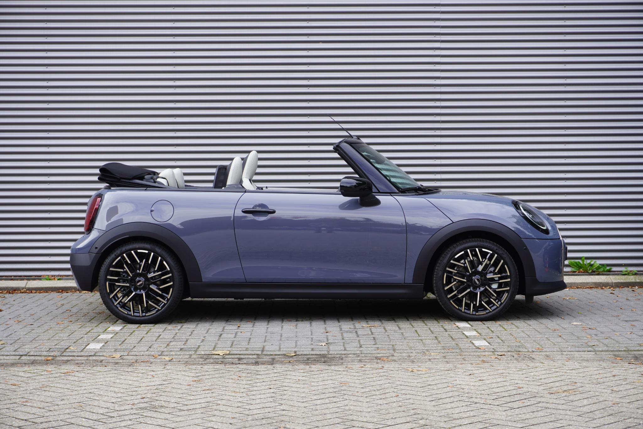 MINI Cabrio Cooper S - Afbeelding 4