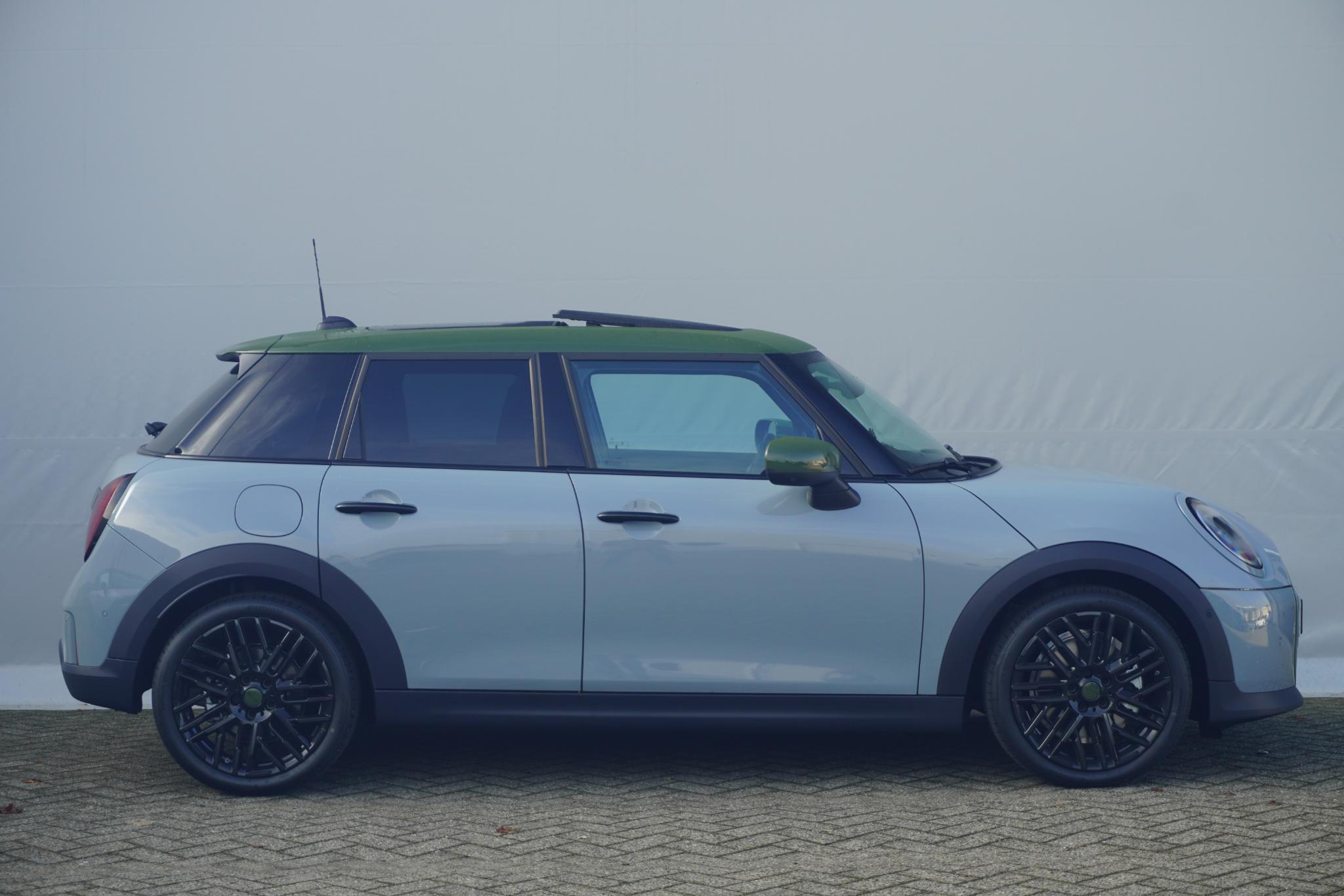 MINI 5-Deurs Cooper C - Afbeelding 4
