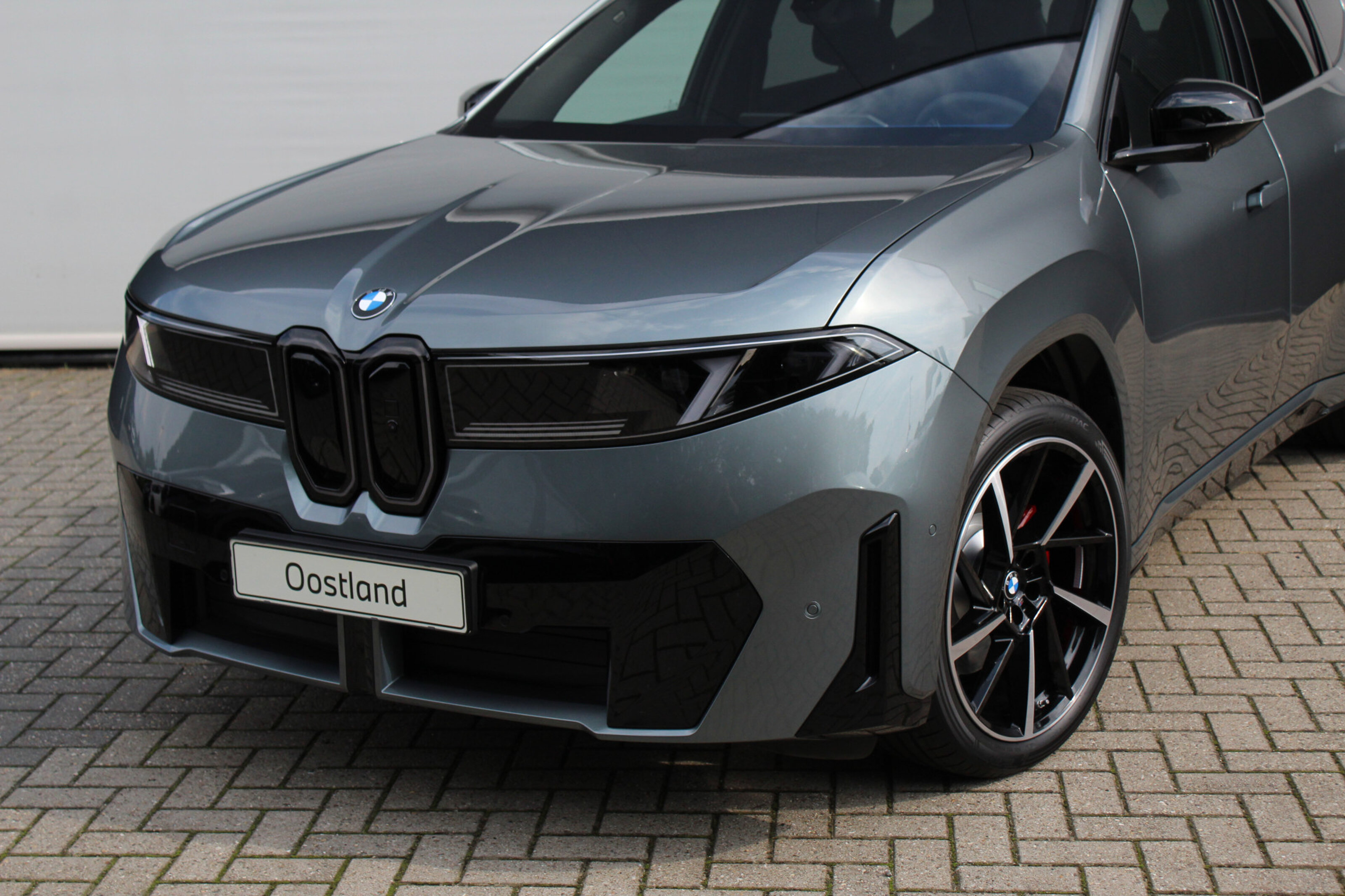 BMW iX3 6