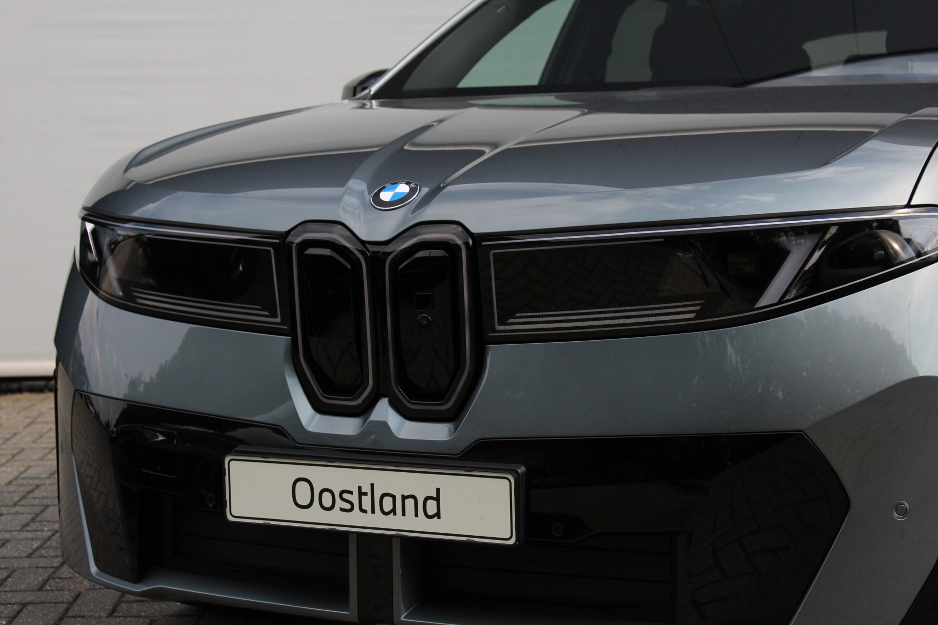 BMW iX3 8