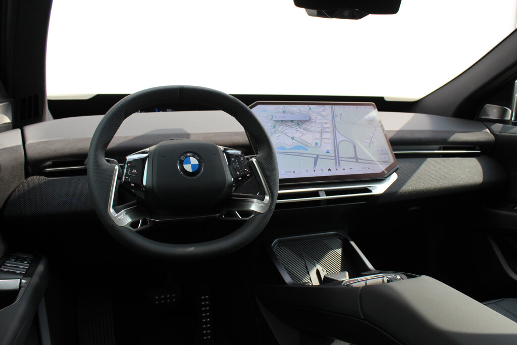 BMW iX3 13