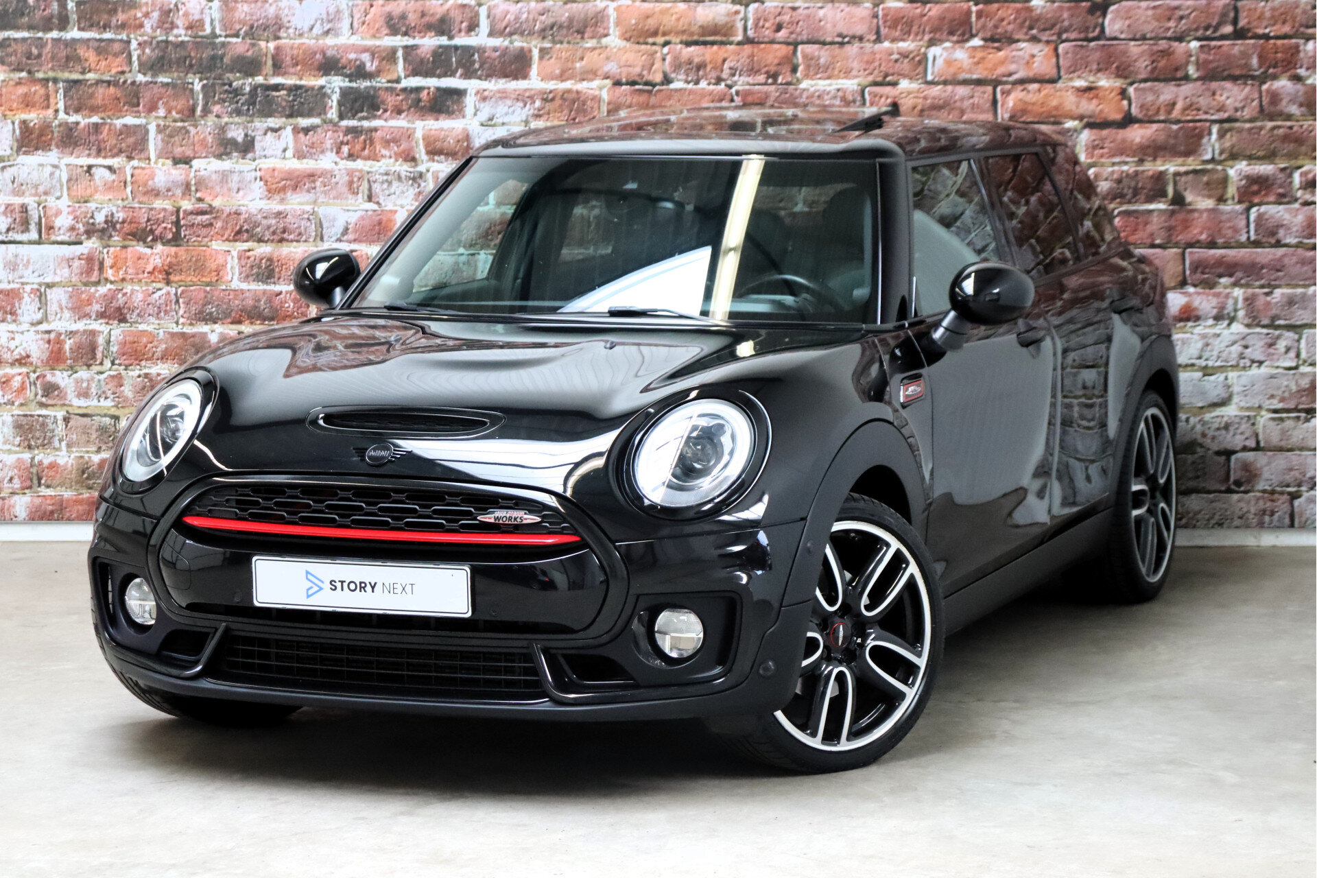 MINI Clubman Cooper S Chili Serious Business Automaat