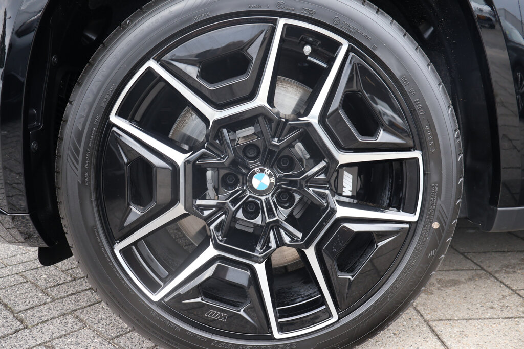 BMW XM 6