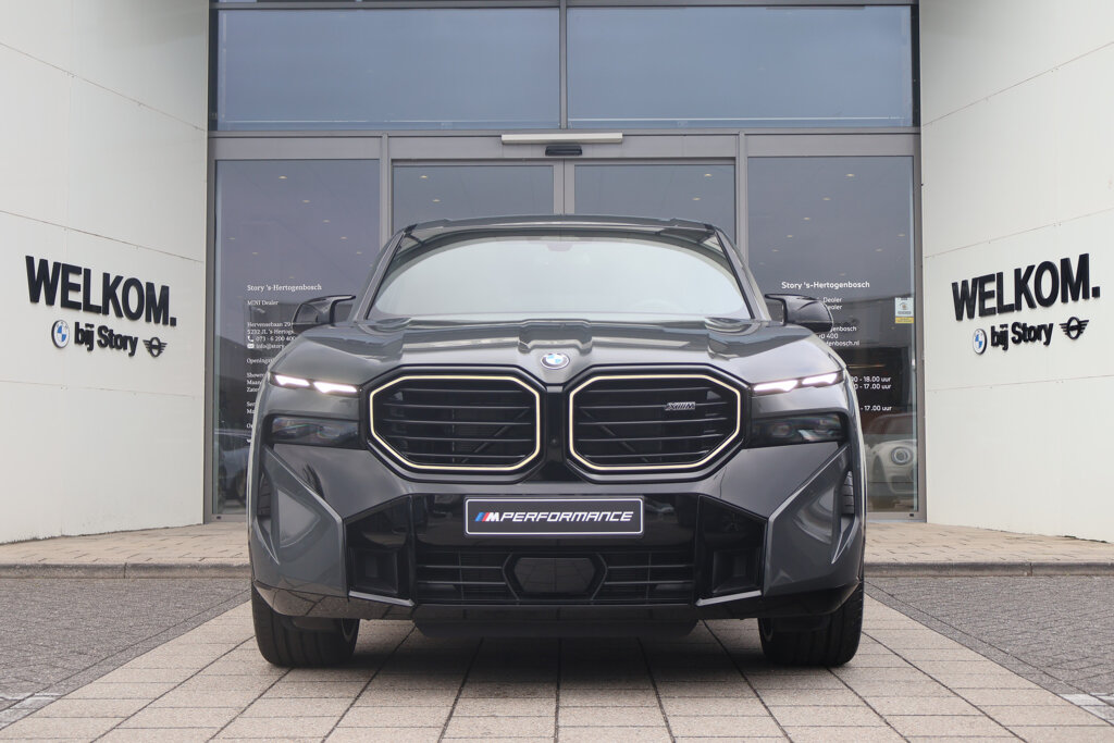 BMW XM 2