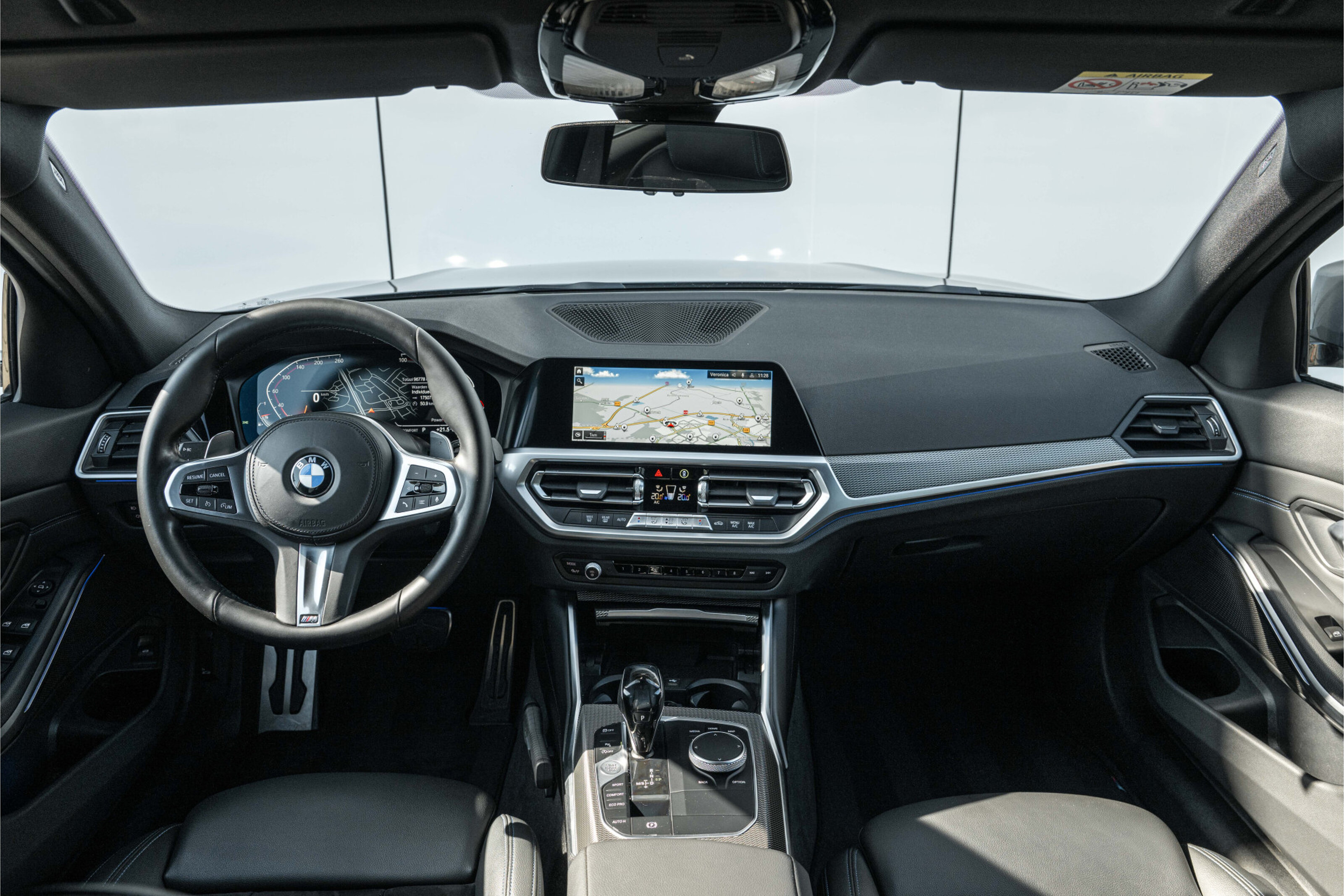 BMW 3 Serie Touring 320i Executive M Sport Automaat