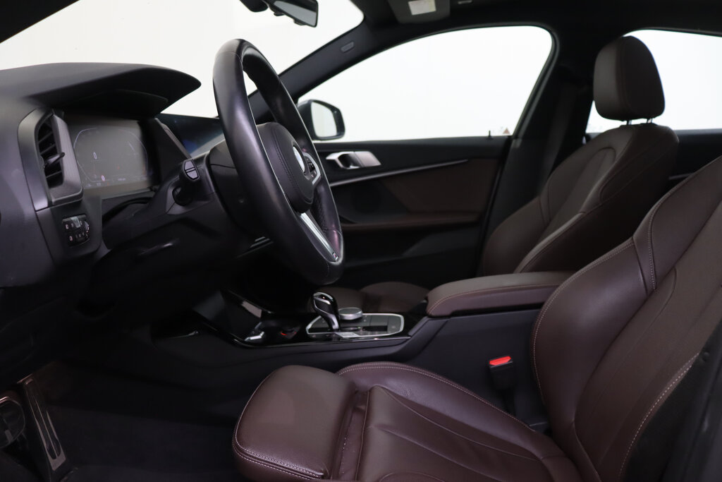 BMW 2 Serie 12