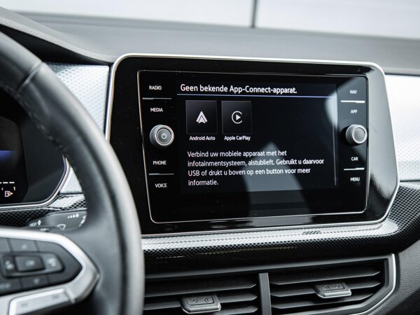 Apple Carplay/Android Auto