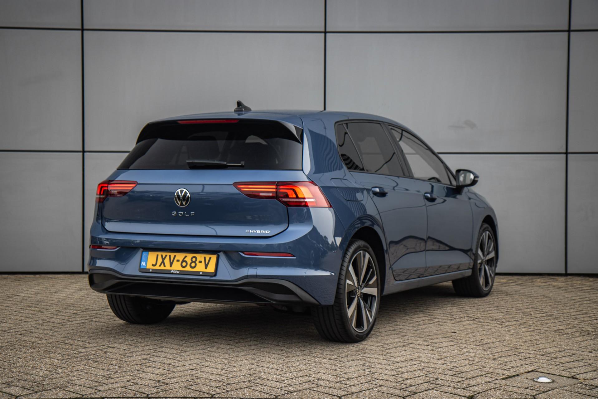 Volkswagen Golf 1.5 eHybrid 204pk Life Edition