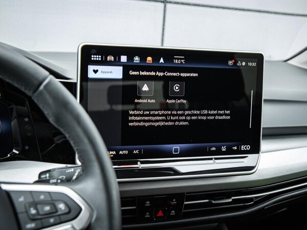 Apple Carplay/Android Auto