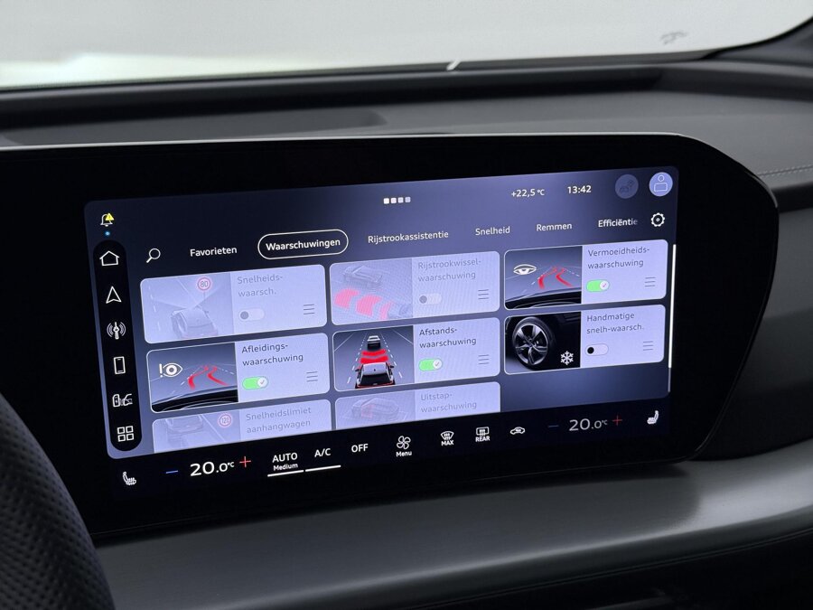 Audi Q4 e-tron S edition 45 82 kWh 210 kW / 286 PK