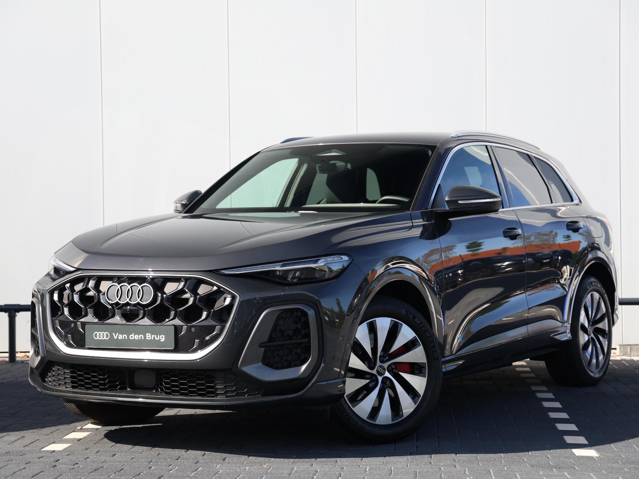Audi Q5 2.0 TFSI e-hybrid quattro S edition Competition