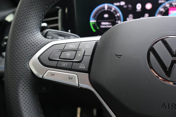 cruise control adaptief met Stop&Go en stuurhulp cruise control adaptief met Stop&Go en stuurhulp