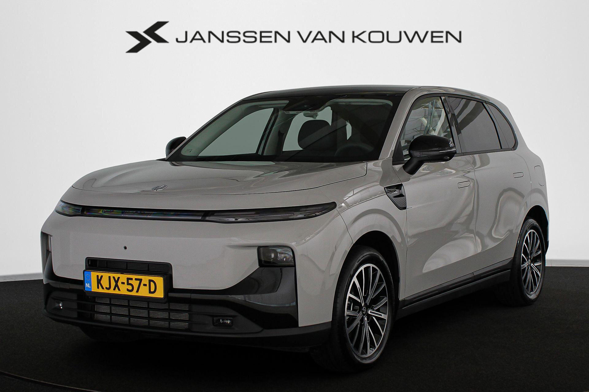 Leapmotor B10 Design Hybrid EV 18.8 kWh