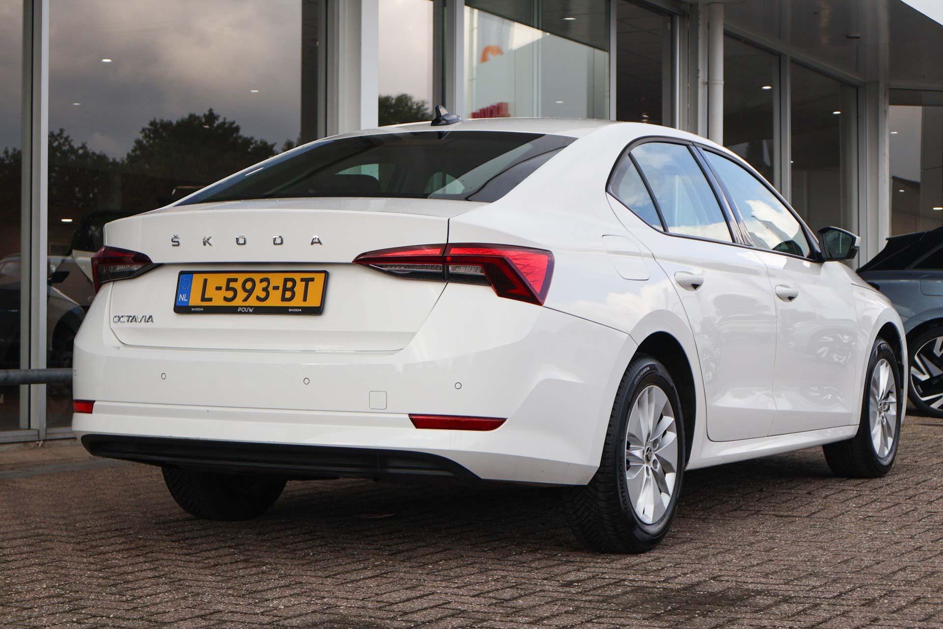 Skoda Octavia 1.0 TSI 110pk Ambition - Afbeelding 2