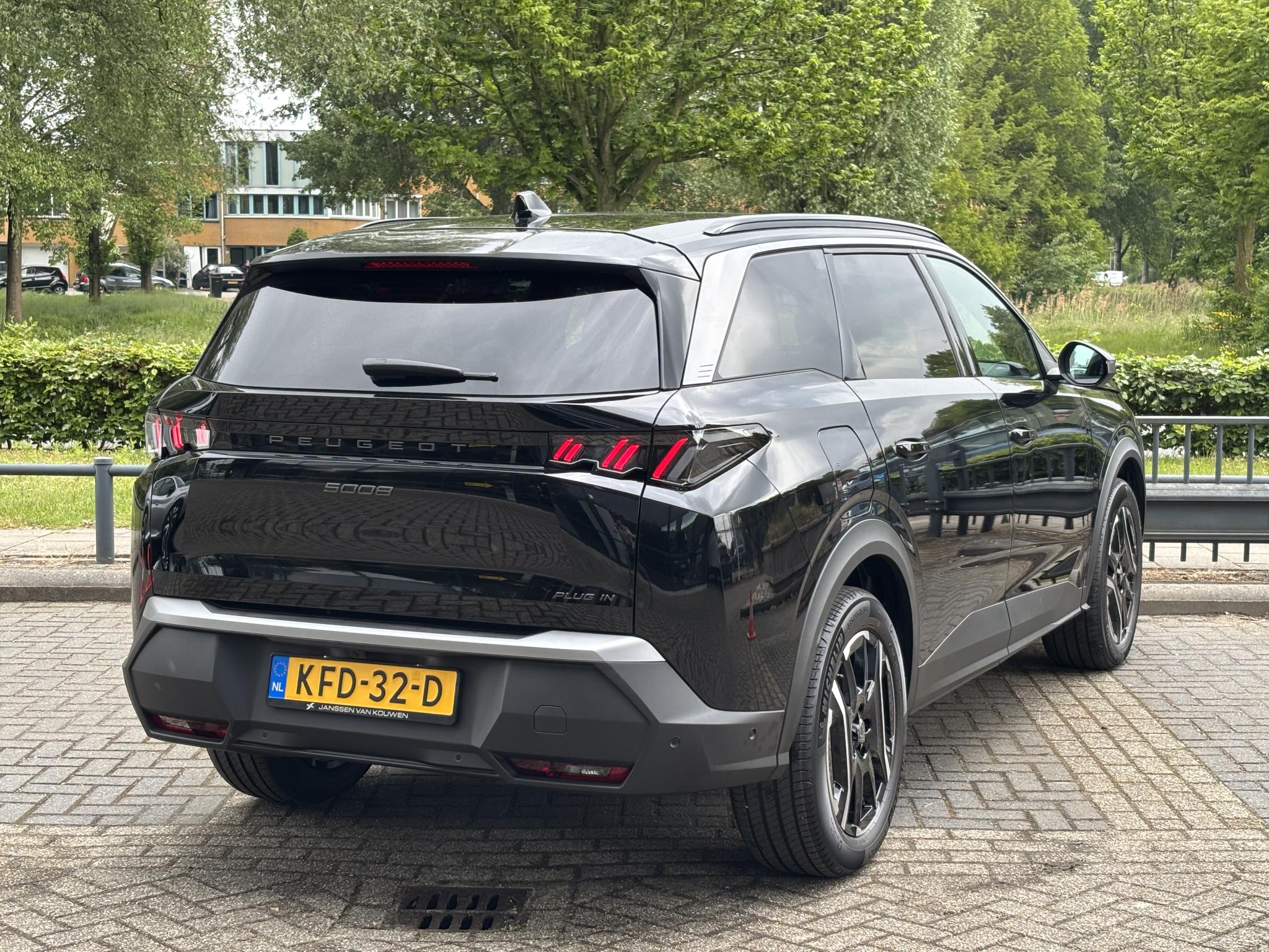Peugeot 5008 1.6 Plug-in Hybrid 195 Allure 7p - Afbeelding 5