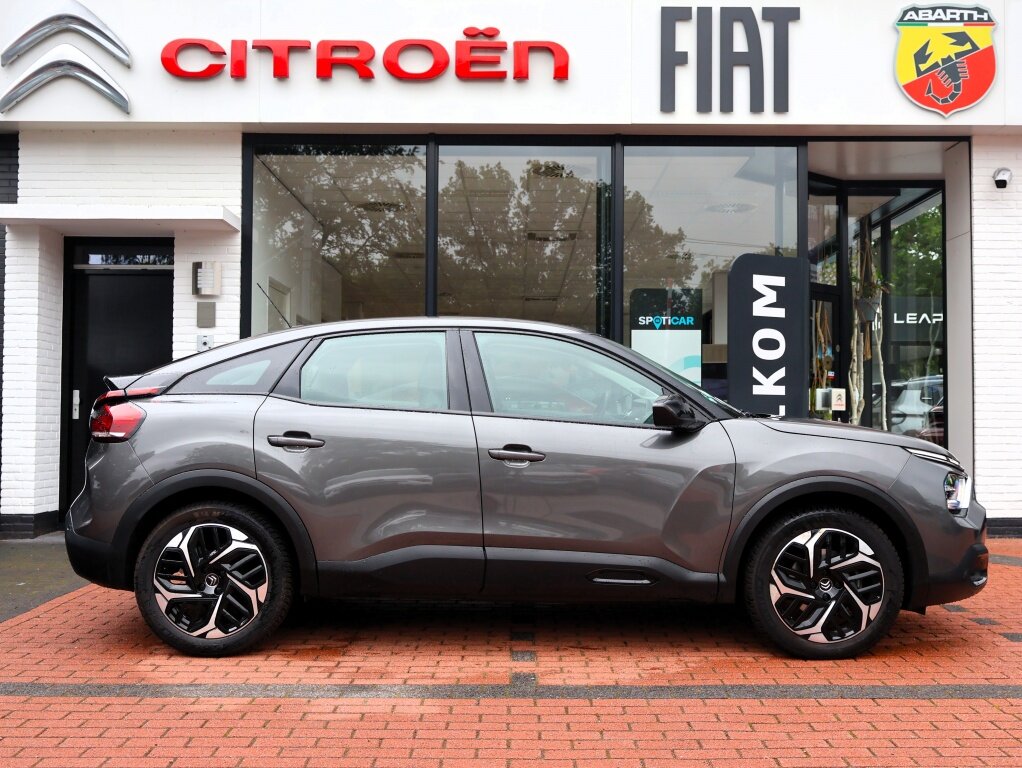 Citroën C4 PureTech 130PK S&S EAT8 Automaat Feel Edition, Rijklaarprijs | Navigatie | Trekhaak afneembaar | Head Up Display | DAB+ Tuner - Afbeelding 3