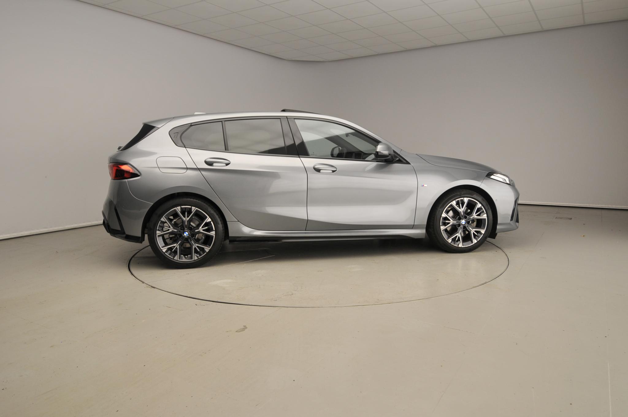 BMW 1 Serie 5-deurs 120 - Afbeelding 4