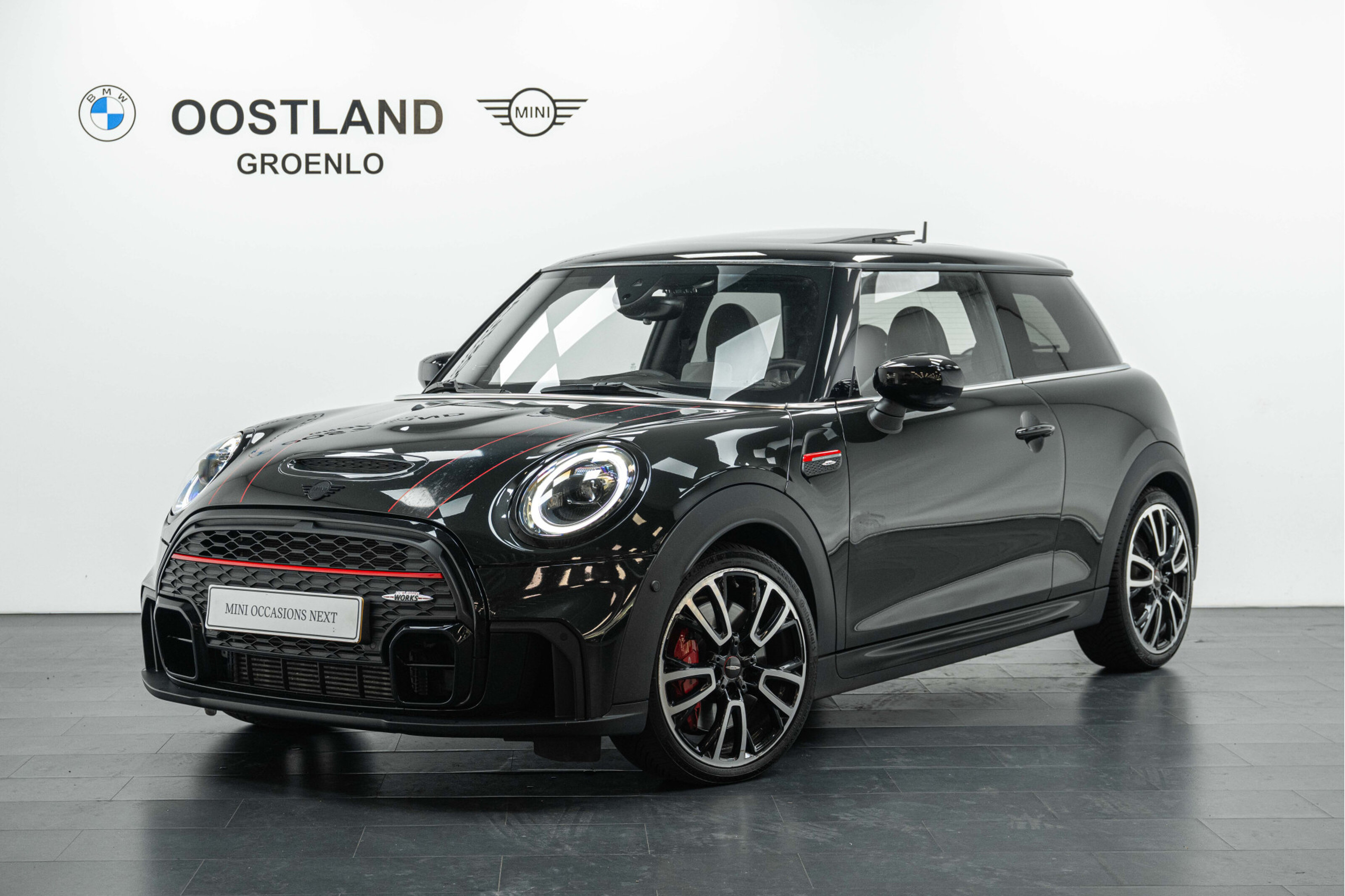 MINI Cooper Hatchback John Works Automaat