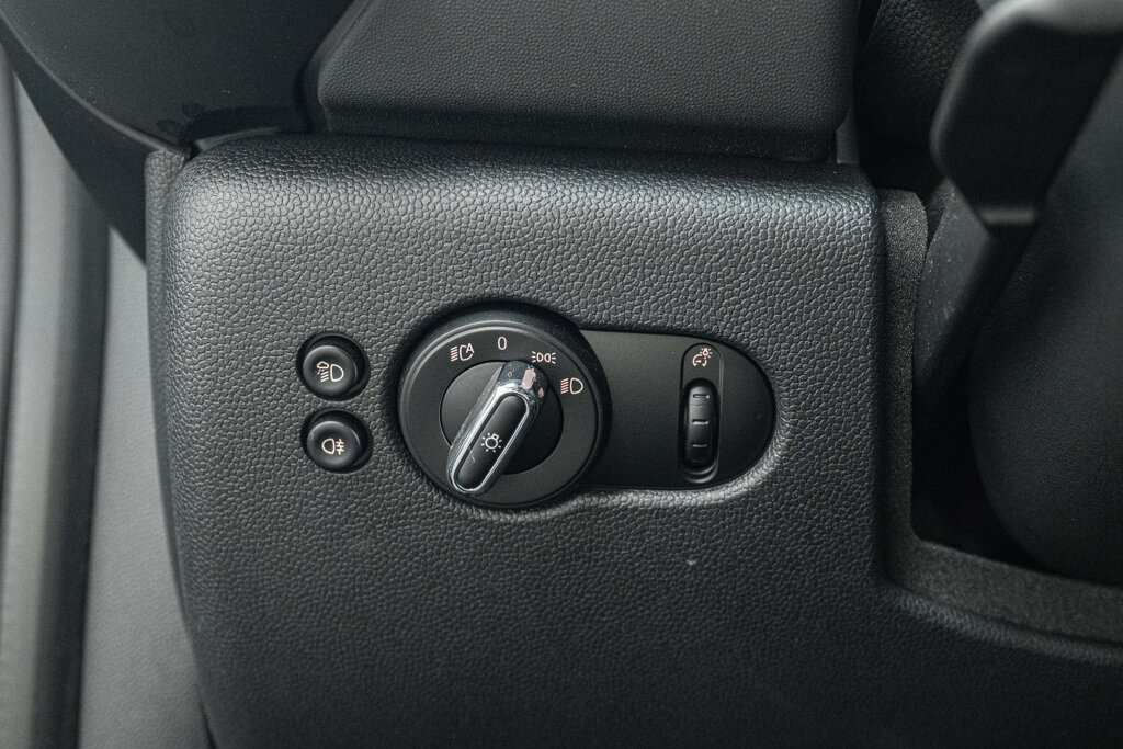 MINI Cooper 32