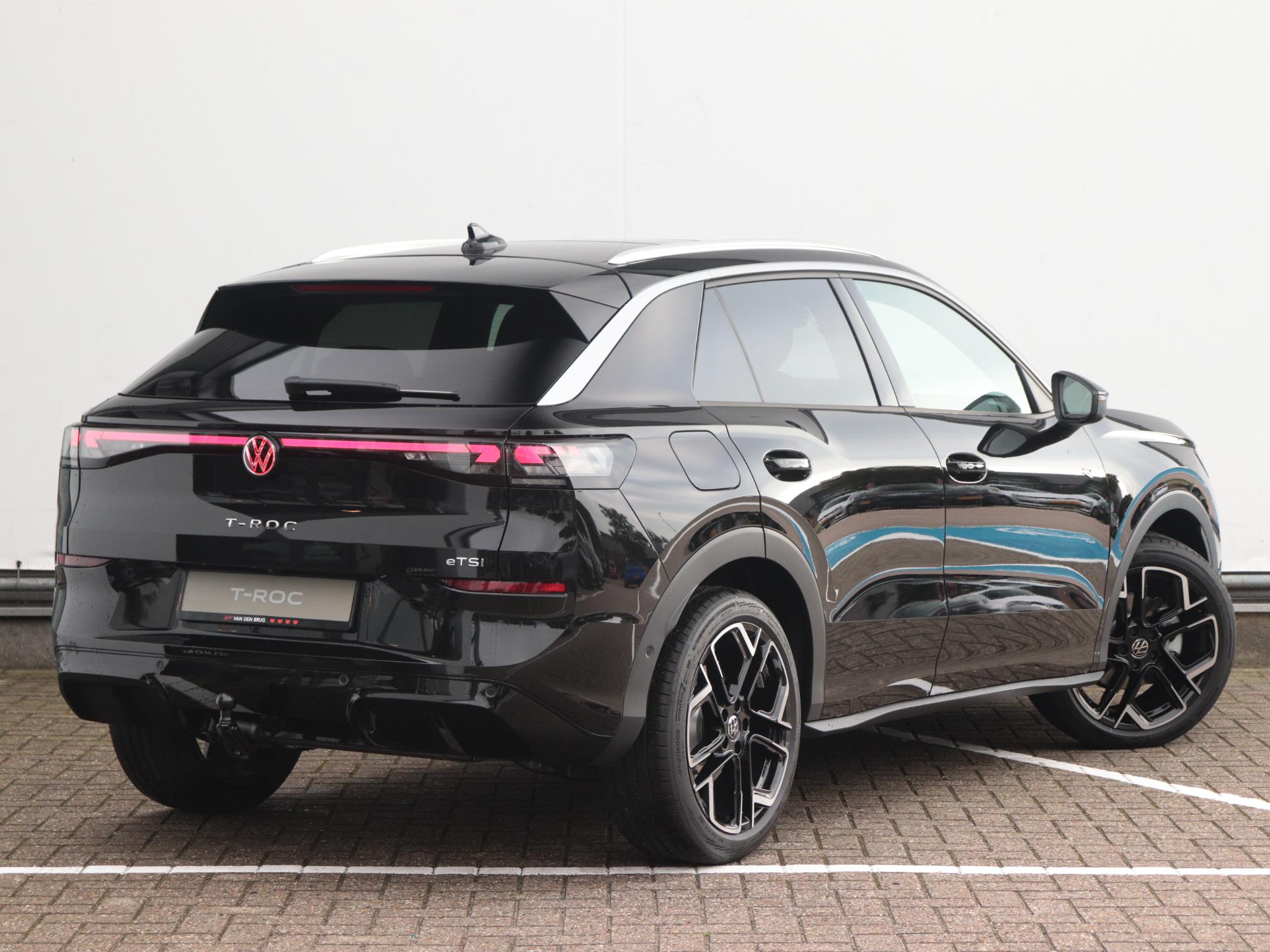 Volkswagen T-Roc R-Line First Edition 1.5 eTSI 110 kW / 150 PK SUV - Afbeelding 4
