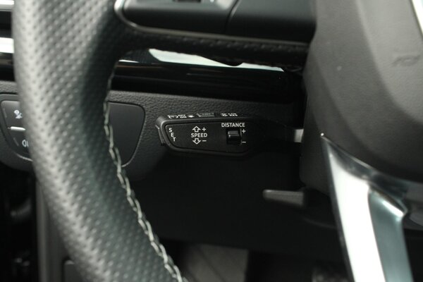 cruise control adaptief met Stop&Go cruise control adaptief met Stop&Go