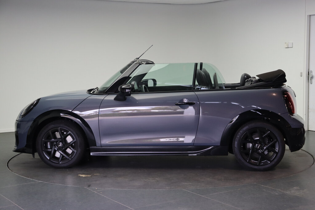 MINI Cooper Cabrio 2