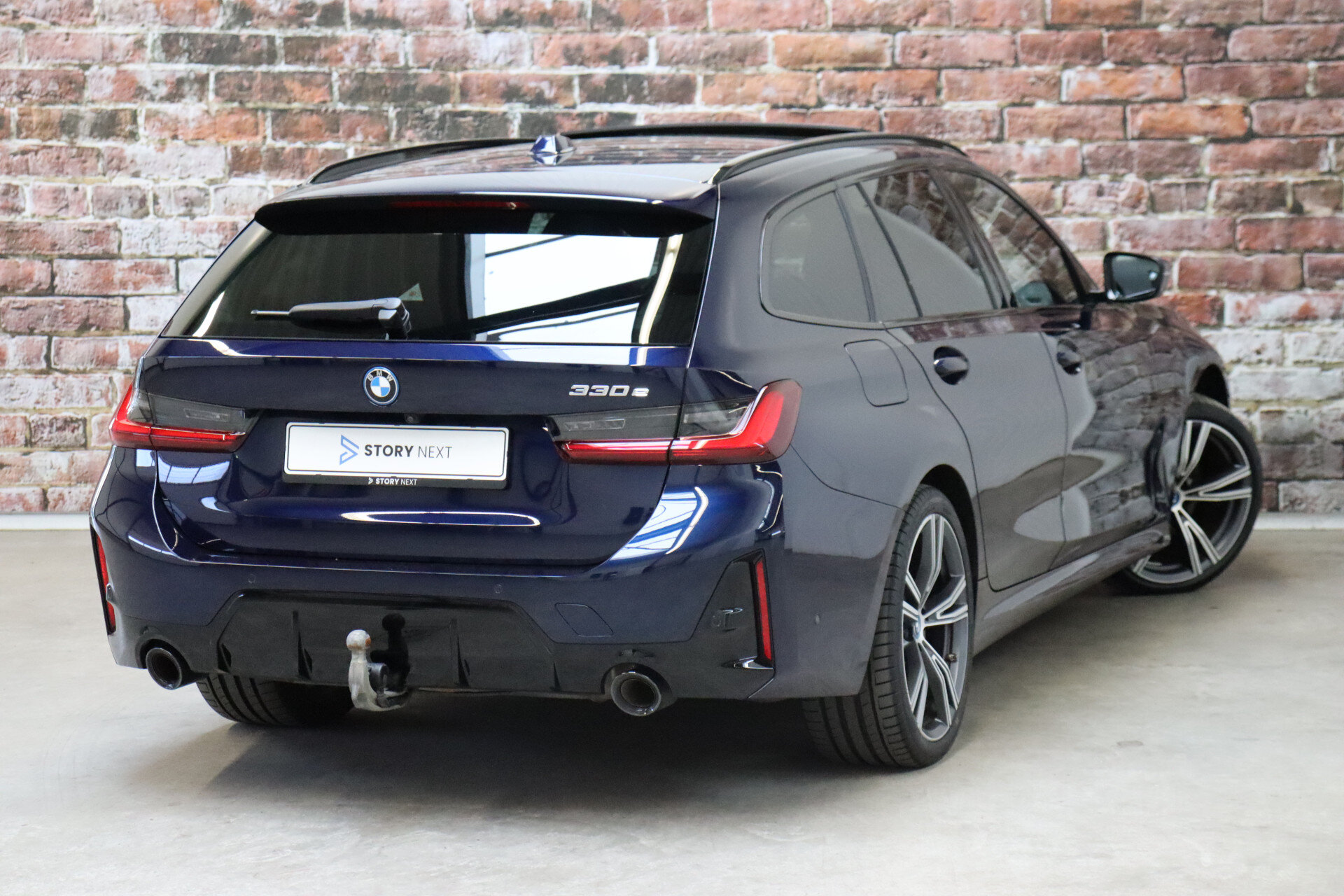 BMW 3 Serie Touring 330e High Executive M Sport Pakket Automaat - Afbeelding 4