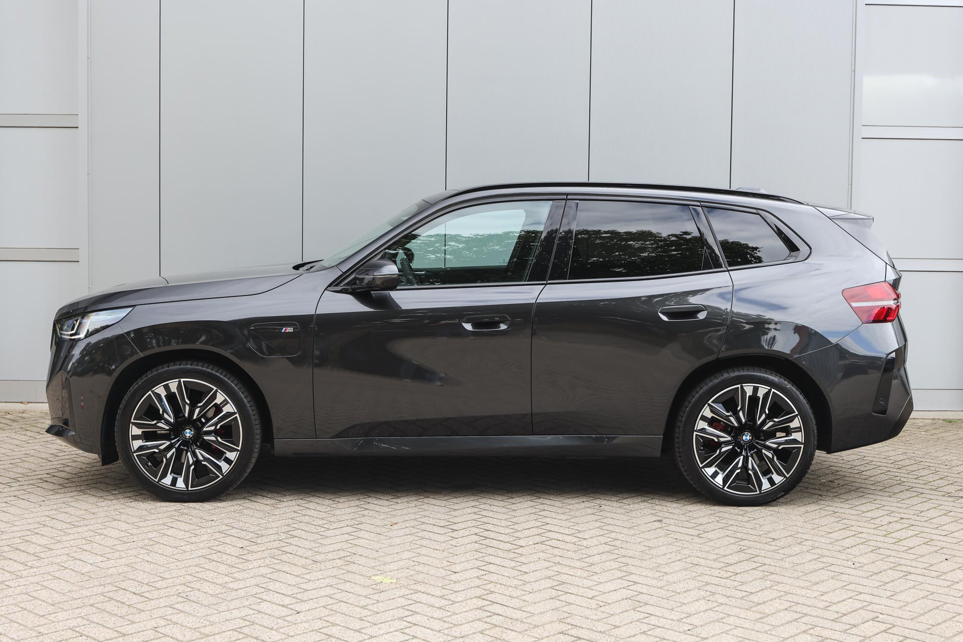 BMW X3 7