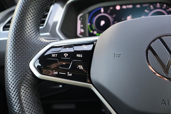 cruise control adaptief met Stop&Go en stuurhulp cruise control adaptief met Stop&Go en stuurhulp