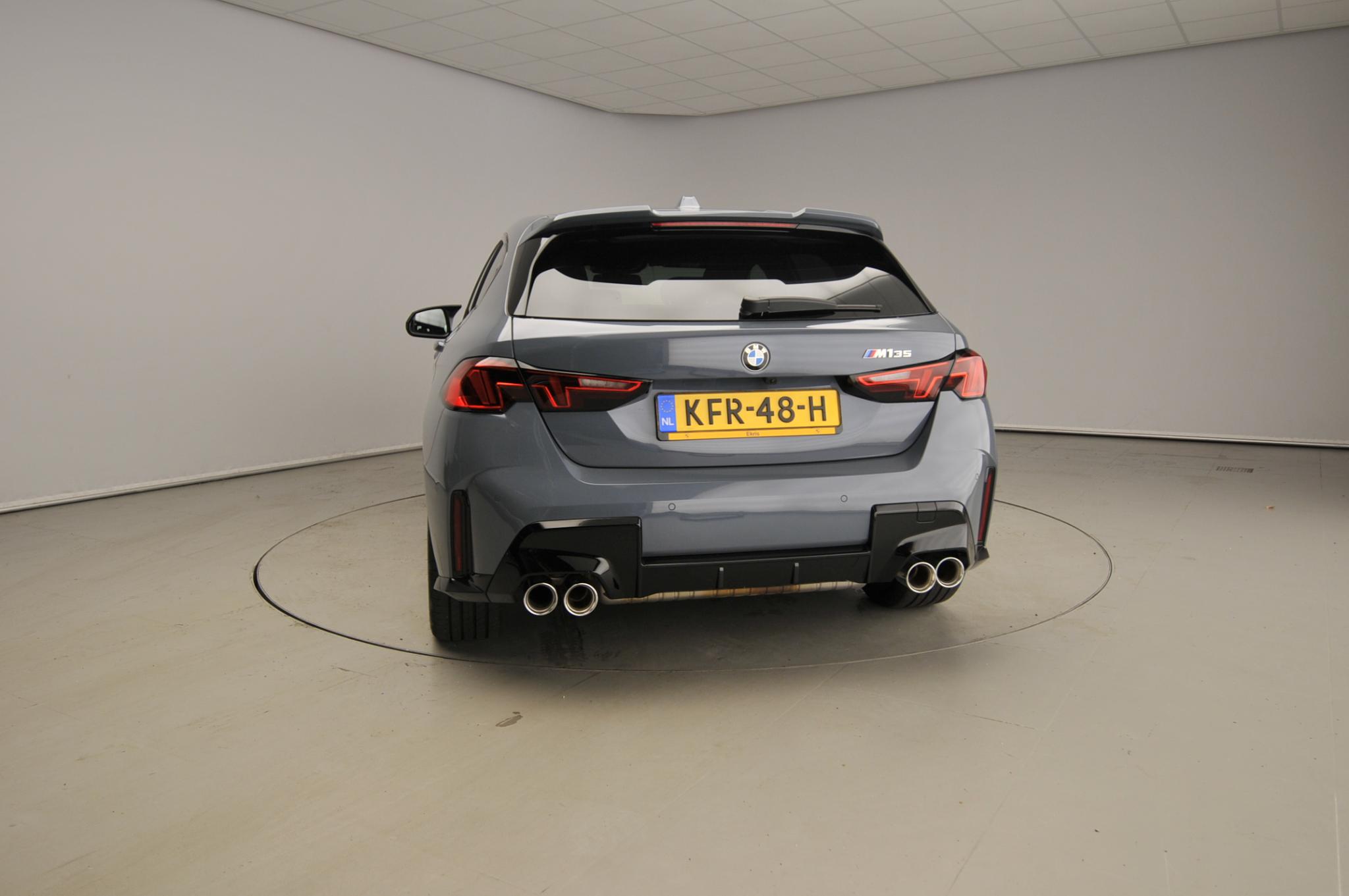 BMW 1 Serie 5-deurs M135 xDrive - Afbeelding 3
