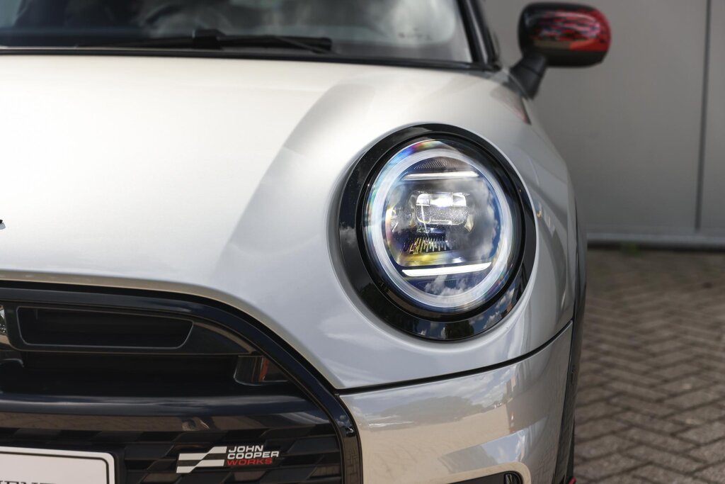MINI 3-Deurs 26