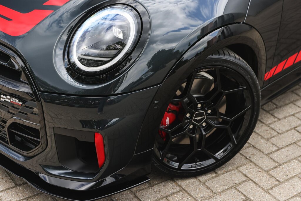 MINI 3-Deurs 28