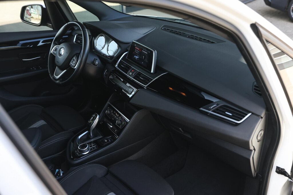 BMW 2 Serie 11