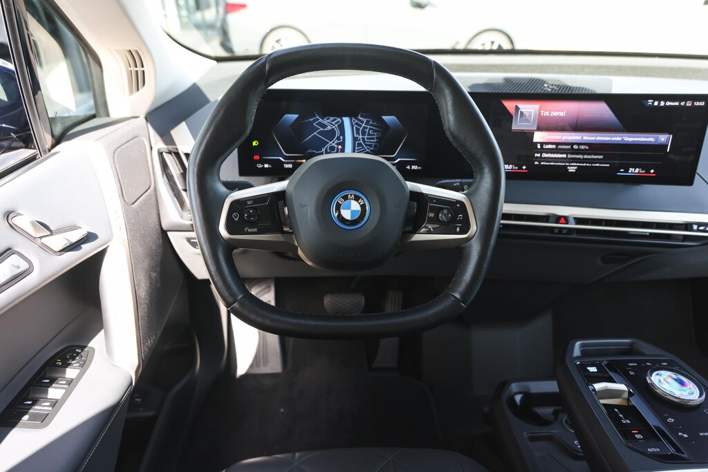 BMW iX 3