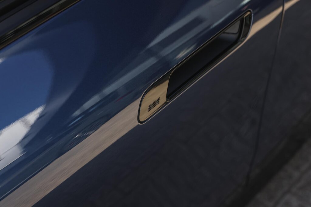 BMW iX 29