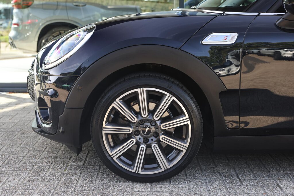 MINI Clubman 5