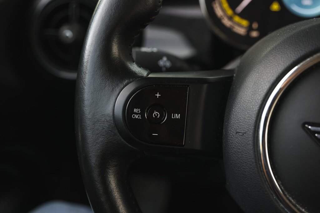 MINI Electric 12